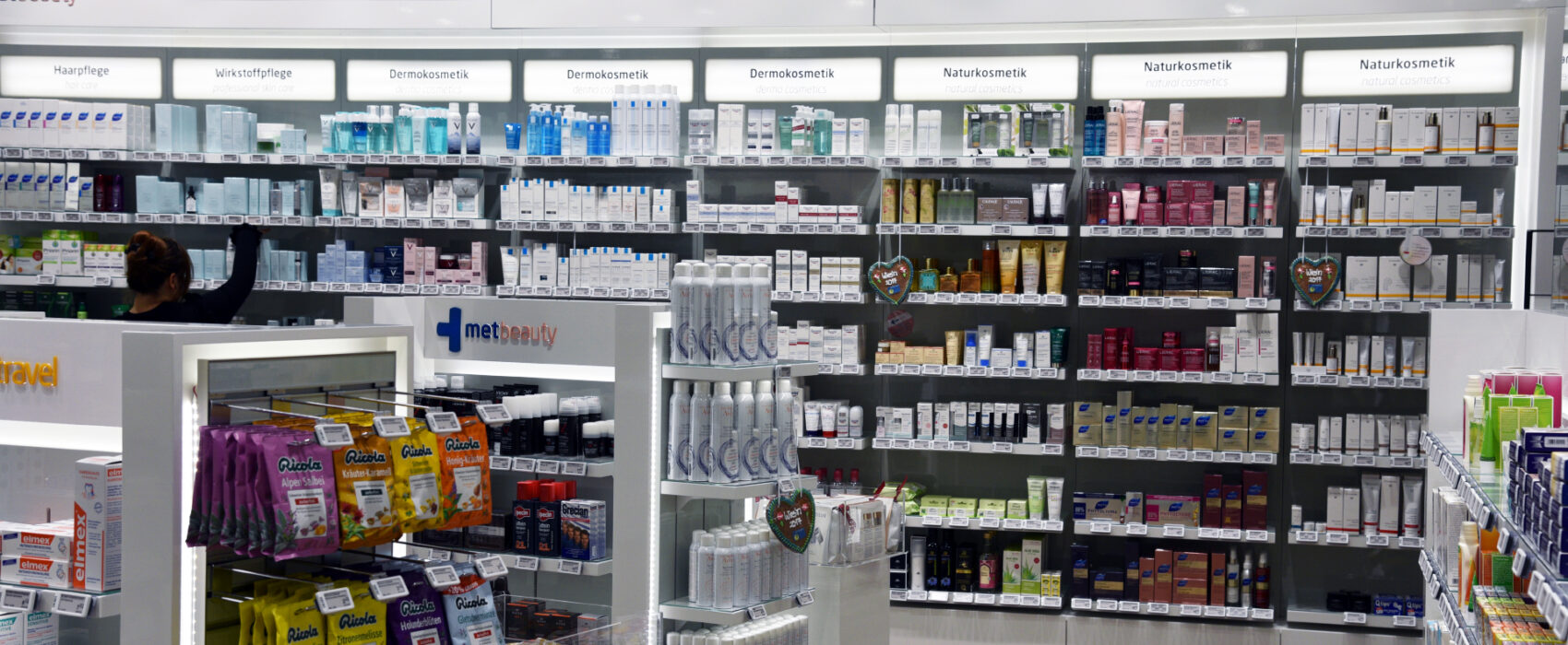 Metropolitan-pharmacy-in-munich-airport_1