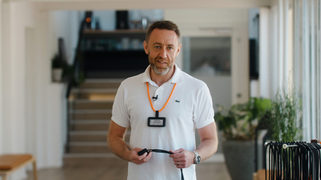 Digitale namensschilder für konferenzen und empfänge