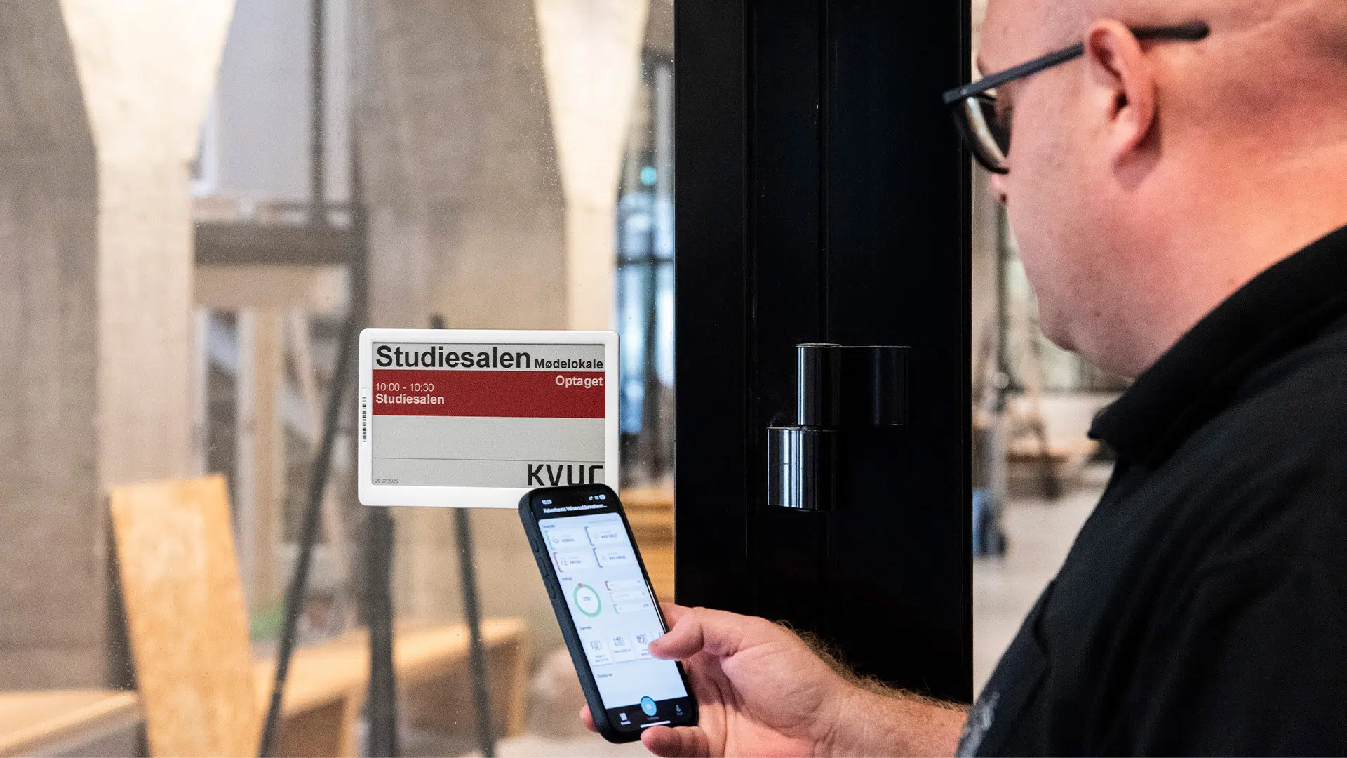 Digital skiltning skaber overblik i undervisningsmiljøet